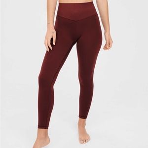 Aerie Red Chill Play Move Leggings